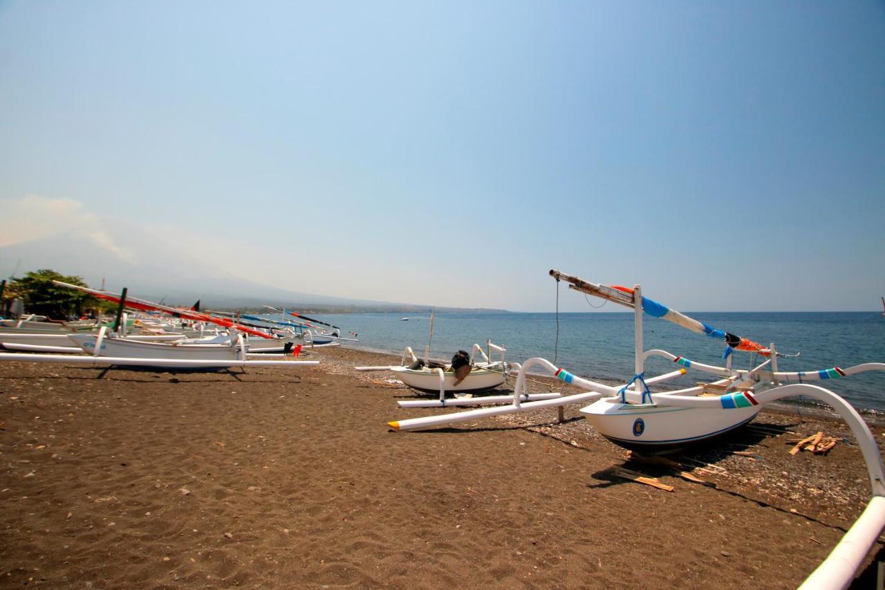 Valomia Beachfront Amed  Exterior photo